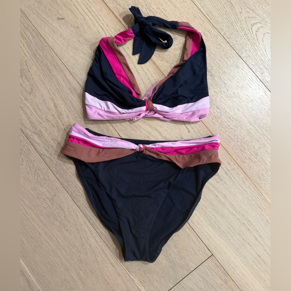 Robin Piccone Bikini set - Picture 5 of 7